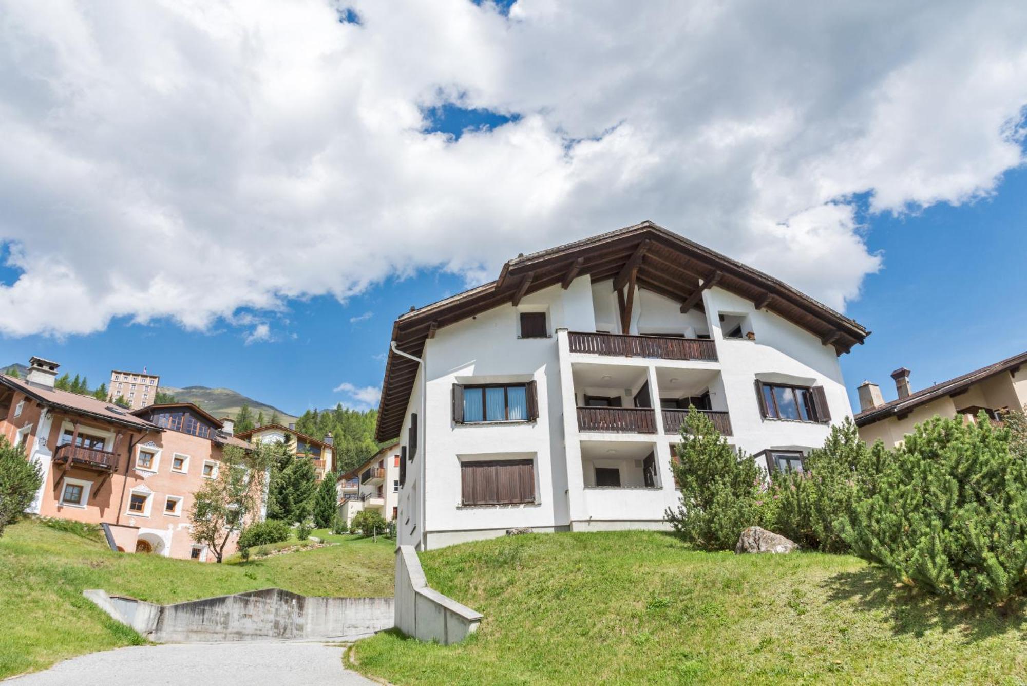 Chesa Seja - Zuoz Apartment Екстериор снимка